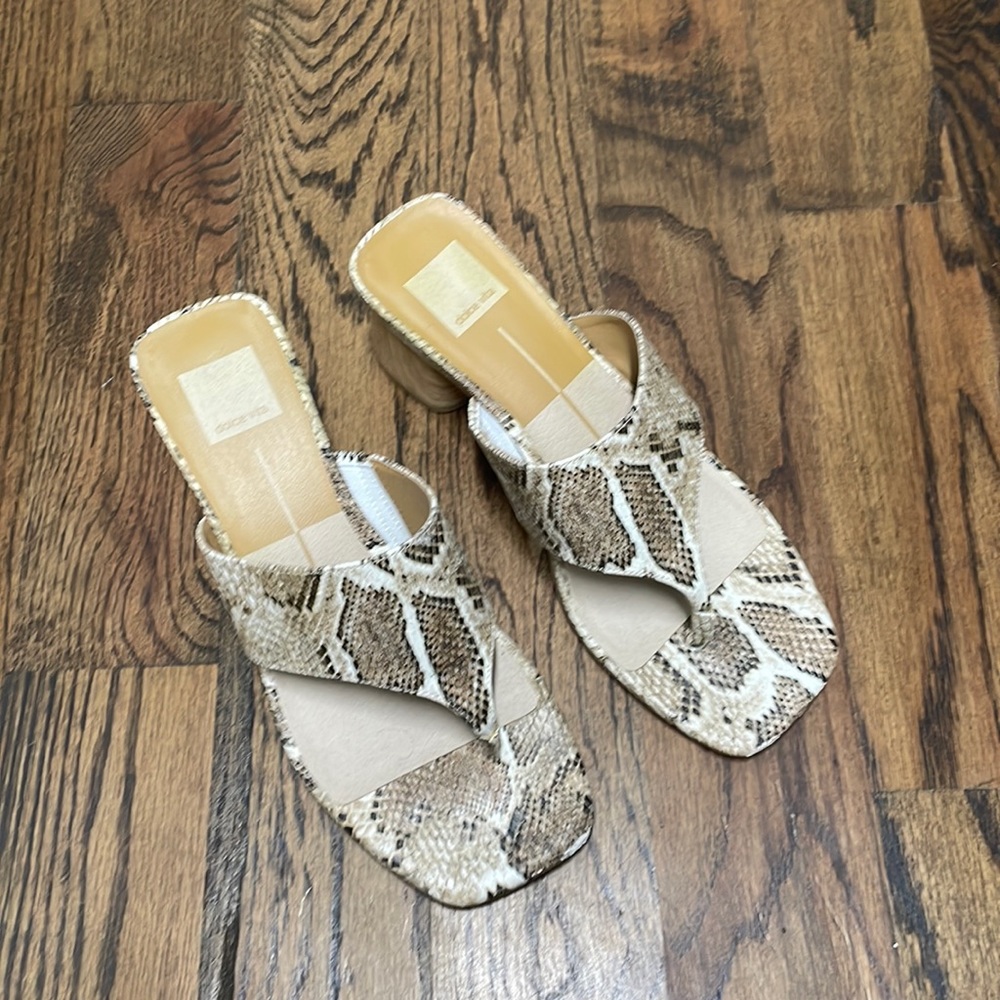DOLCE VITA Womens snakeskin heeled sandals